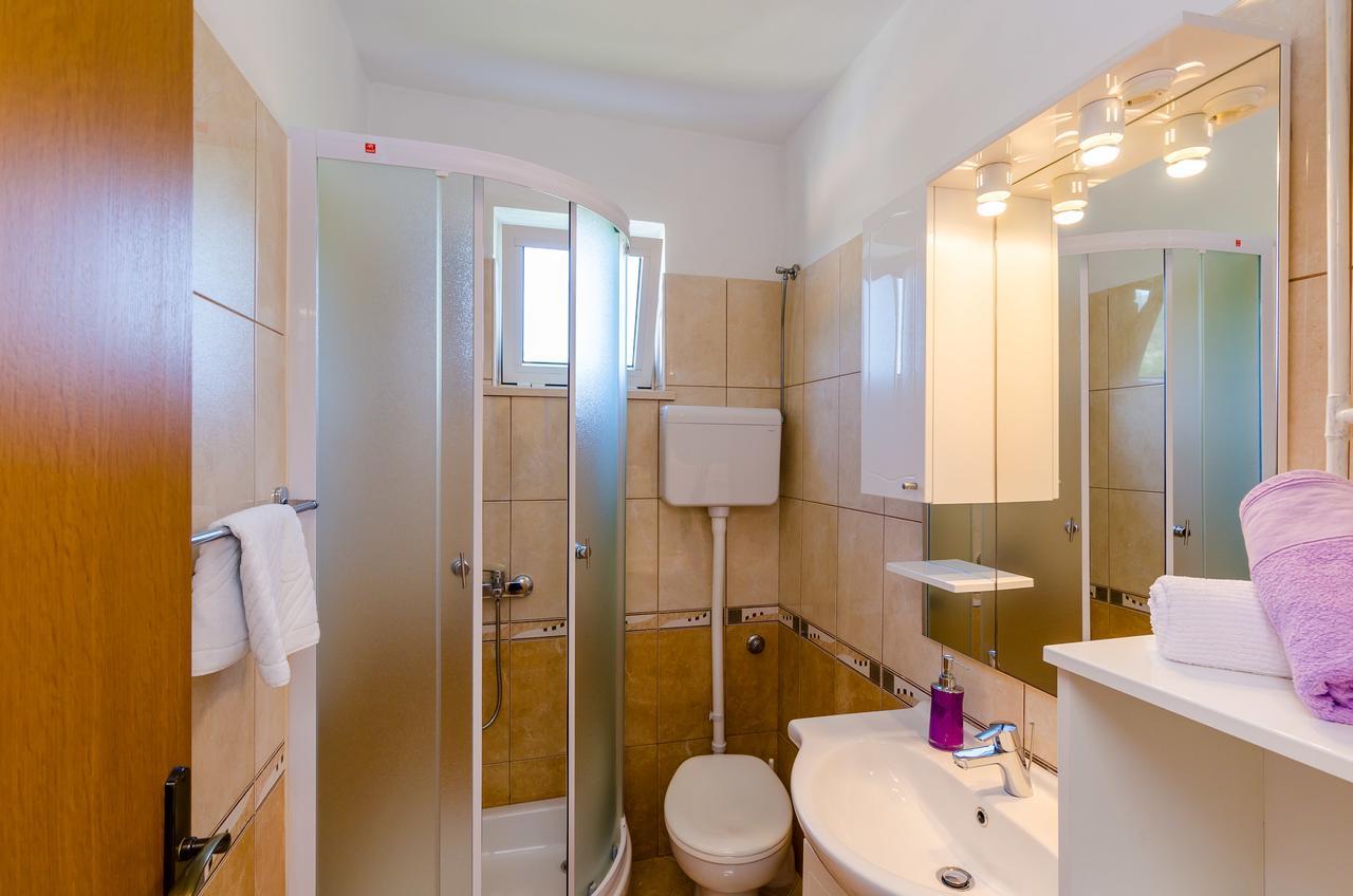 Apartment & Rooms Mazdin Banići Εξωτερικό φωτογραφία